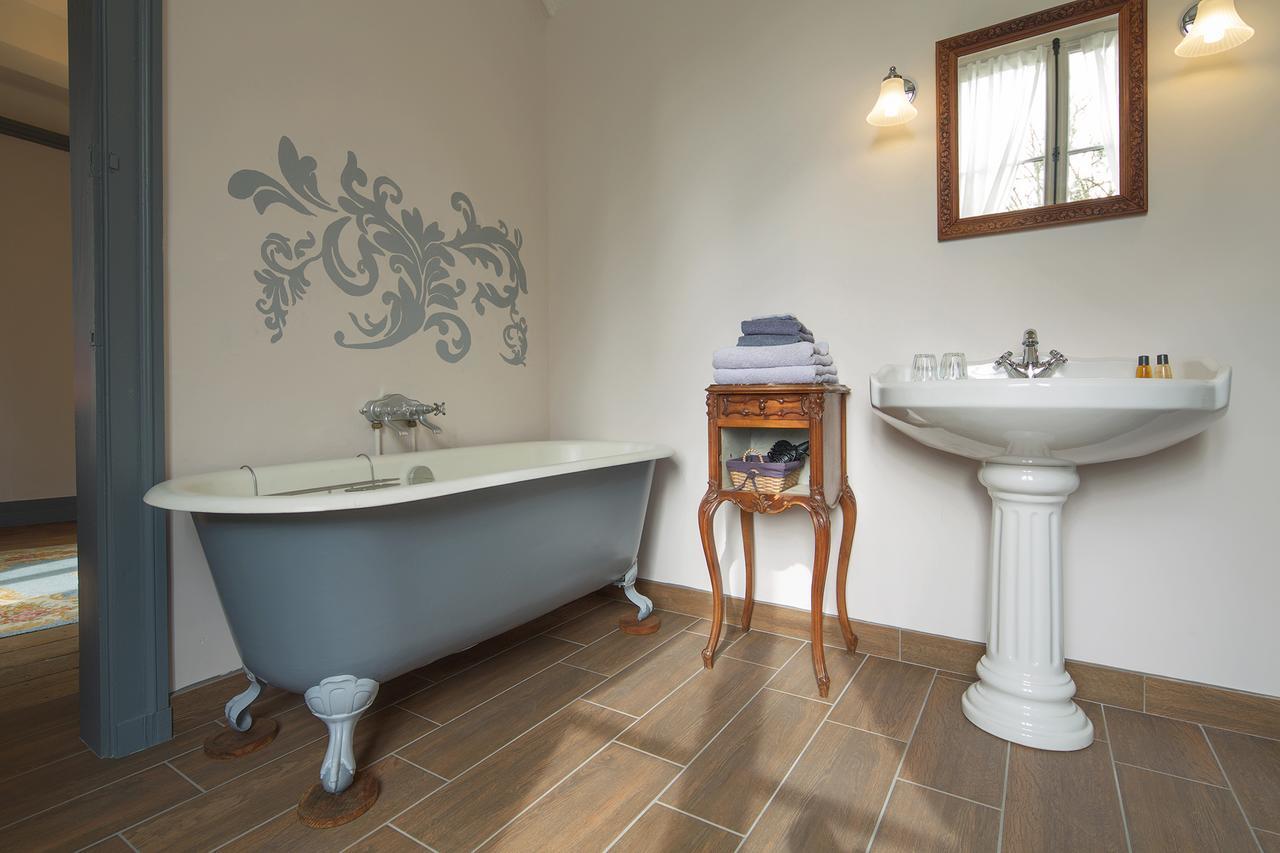 Bed and Breakfast Abbaye Du Palais Thauron Exterior foto