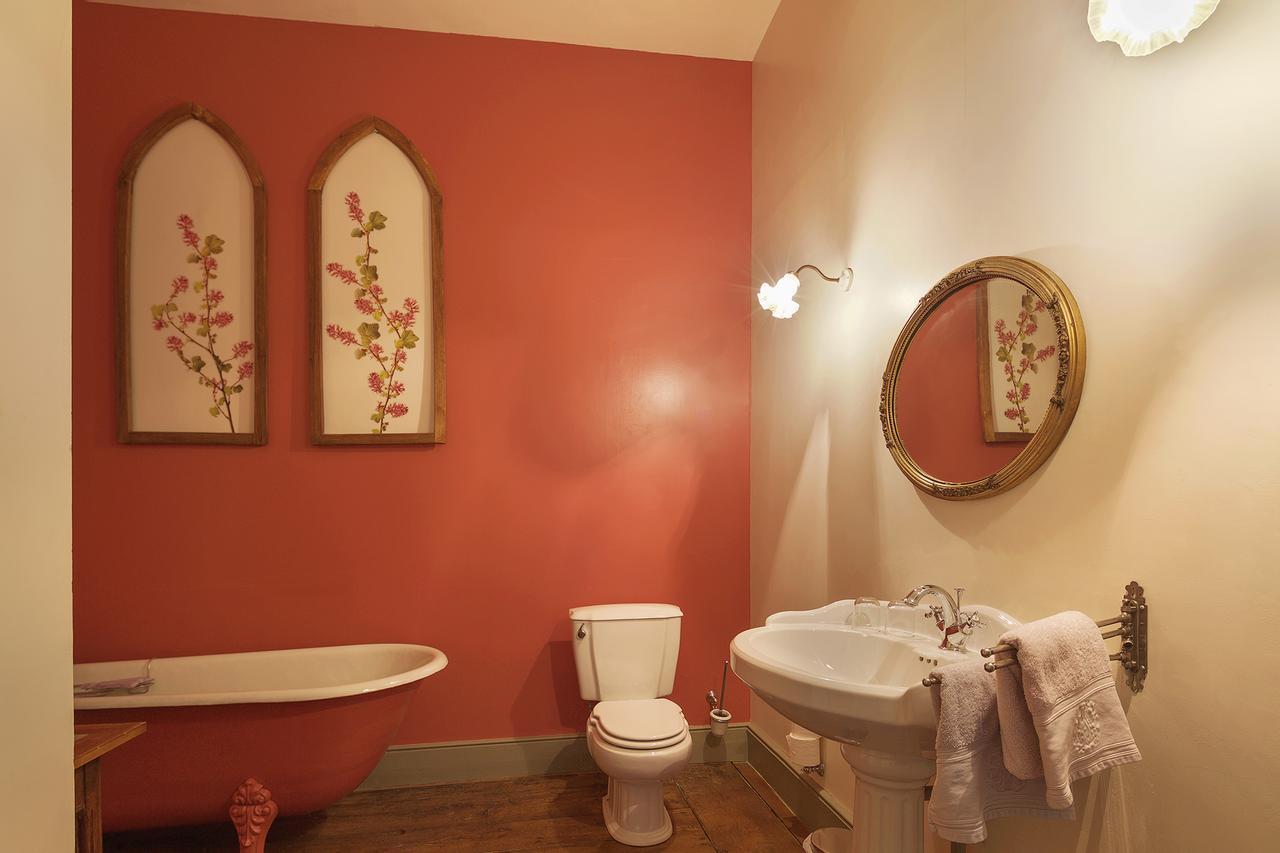 Bed and Breakfast Abbaye Du Palais Thauron Exterior foto