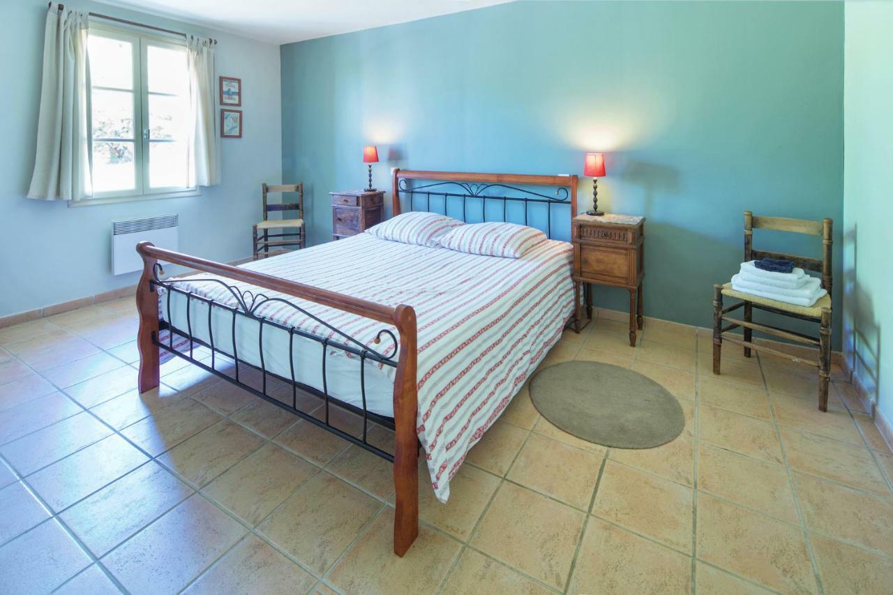 Bed and Breakfast Abbaye Du Palais Thauron Exterior foto