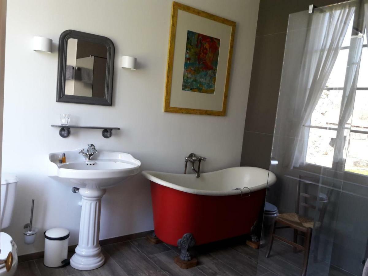 Bed and Breakfast Abbaye Du Palais Thauron Exterior foto